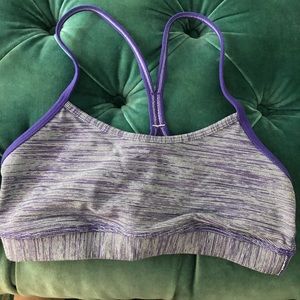 Lululemon sports bra